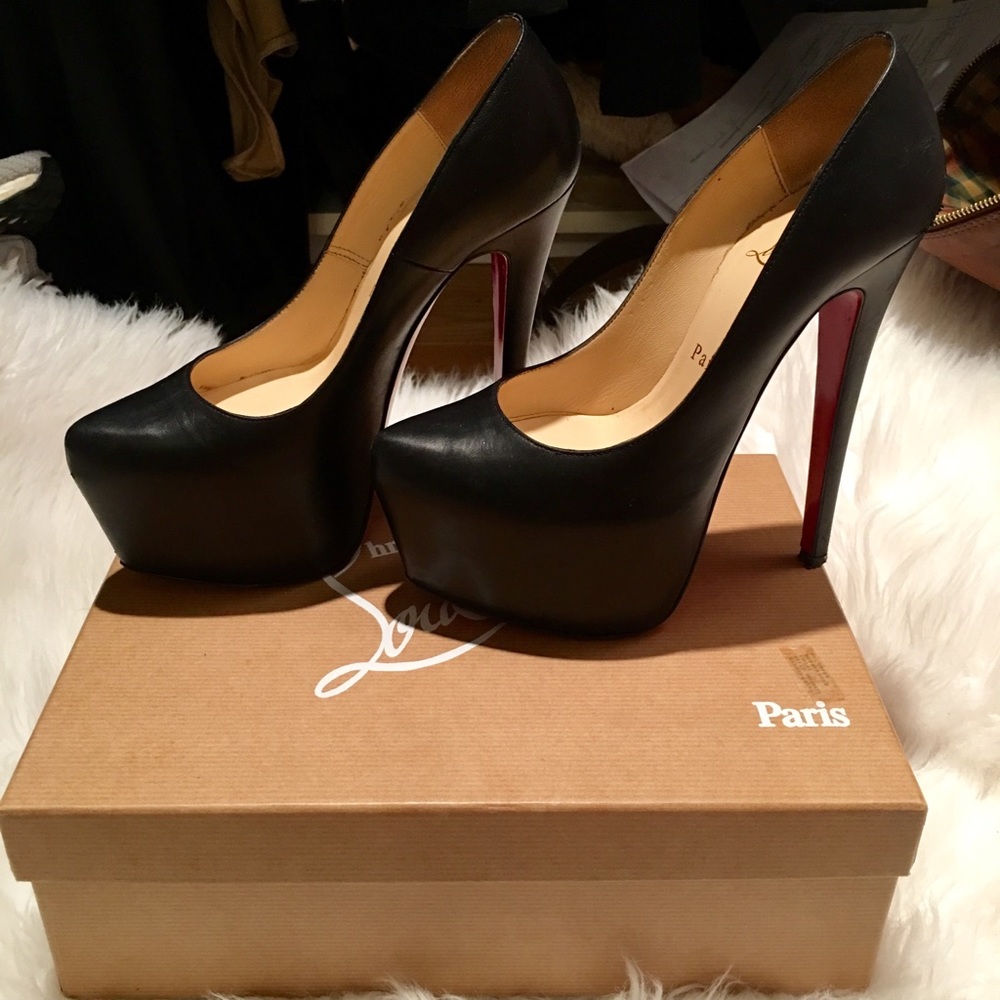 Christian Louboutin Daffodile